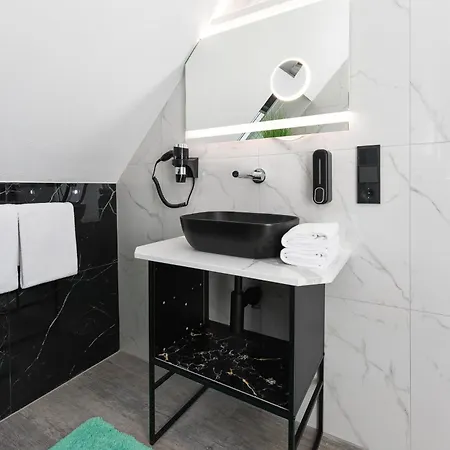 Haus Strandkorb - Poolnaehe - Garten - Tischtennis Daire