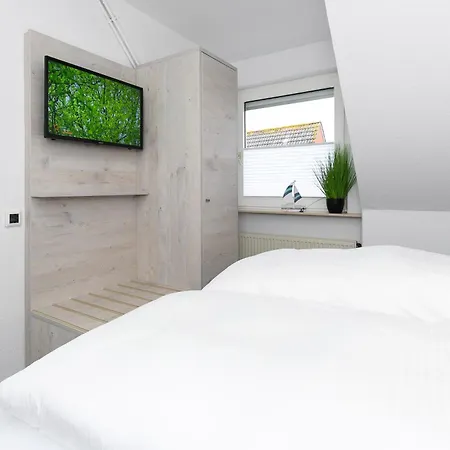 Haus Strandkorb Mit Fruehstuecksoption Apartment Bensersiel