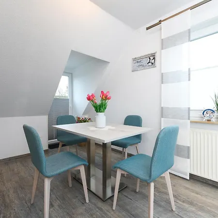 Daire Haus Strandkorb - Poolnaehe - Garten - Tischtennis Bensersiel