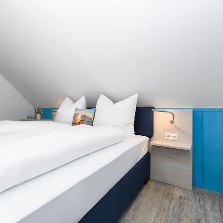 Haus Strandkorb - Poolnaehe - Garten - Tischtennis