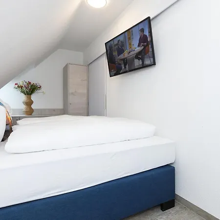 Haus Strandkorb - Poolnaehe - Garten - Tischtennis Daire *