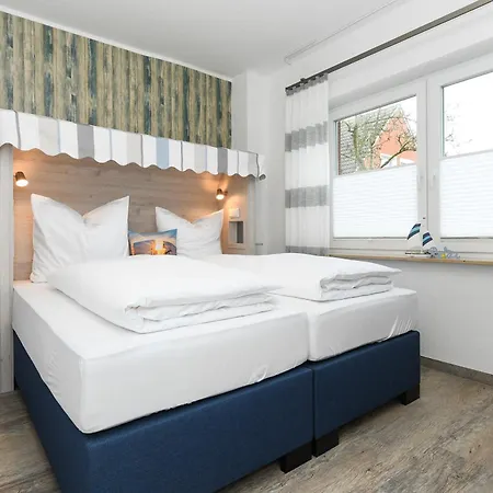 Haus Strandkorb - Poolnaehe - Garten - Tischtennis Daire Bensersiel