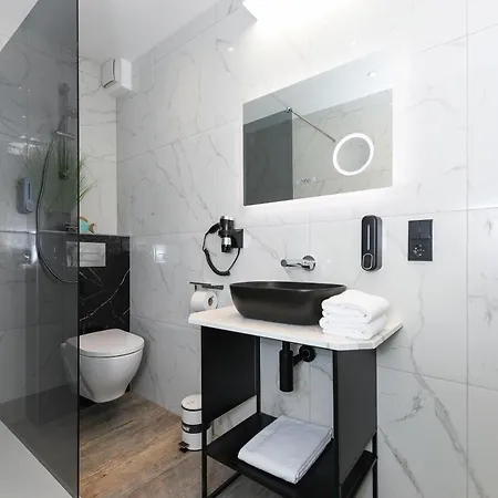 Haus Strandkorb - Poolnaehe - Garten - Tischtennis Daire