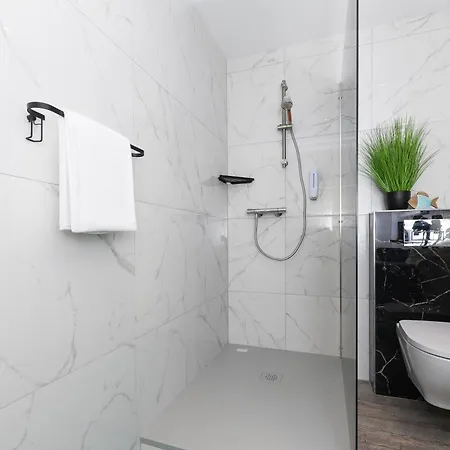 Haus Strandkorb - Poolnaehe - Garten - Tischtennis Daire *