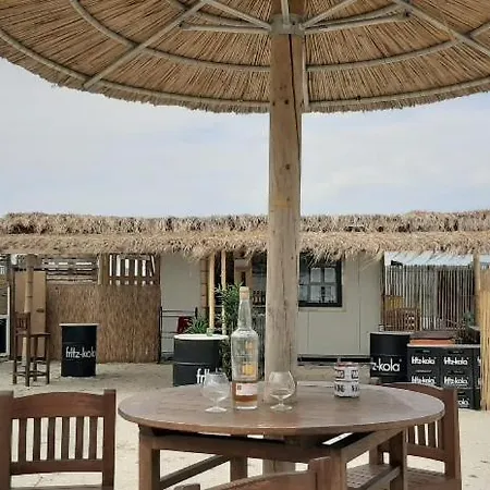 Haus Strandkorb Mit Fruehstuecksoption *