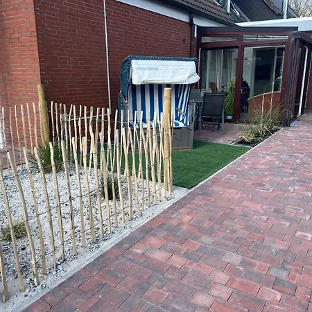 Apartment Haus Strandkorb Mit Fruehstuecksoption Bensersiel