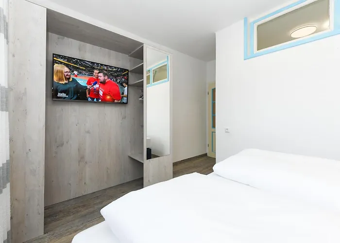 Haus Strandkorb - Poolnaehe - Garten - Tischtennis アパート ベンサージール