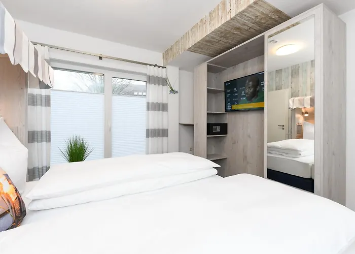 Haus Strandkorb - Poolnaehe - Garten - Tischtennis